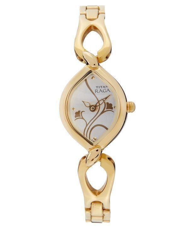 Titan Analog Silver Dial Women’s Watch – Contemporary Elegance