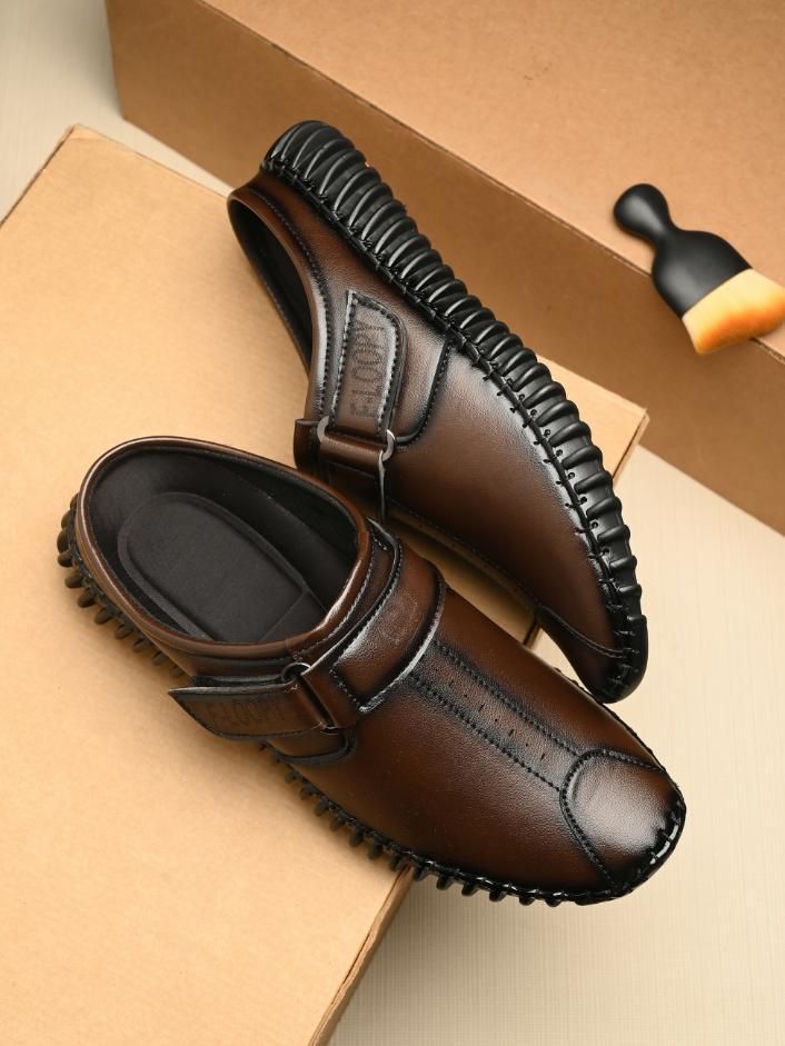 Men’s Bantu Style Brown Loafer