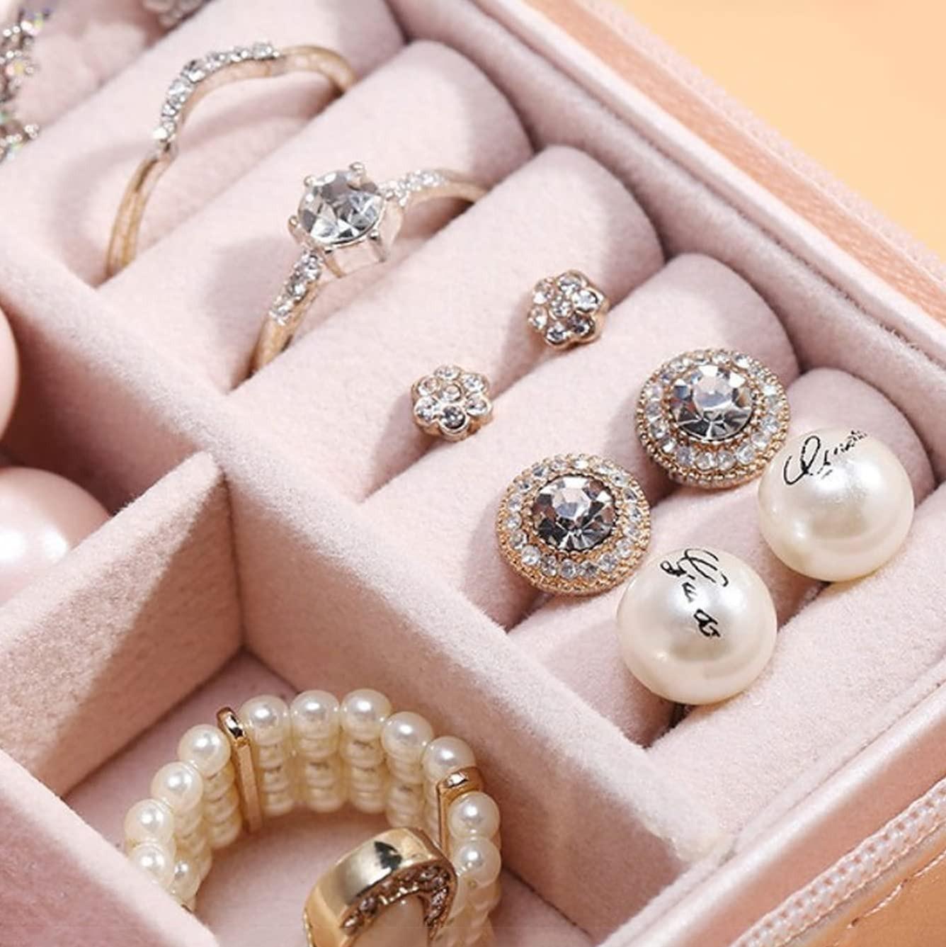 Portable Travel Jewellery Organizer – Compact, Stylish & Protective