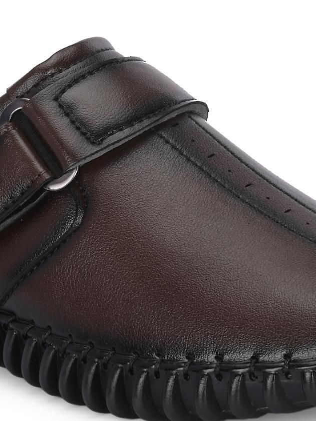 Men’s Bantu Style Brown Loafer