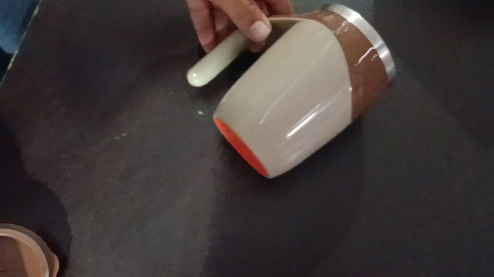 Auto Stir Pro – Self Stirring Magnetic Mug